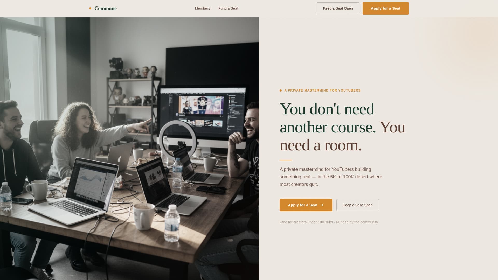 YouTubers Community Specialist Professional Website Template