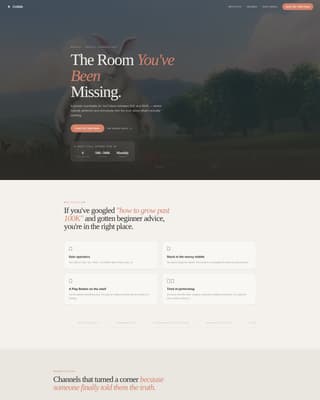 YouTubers Community Specialist Reviews Website Template
